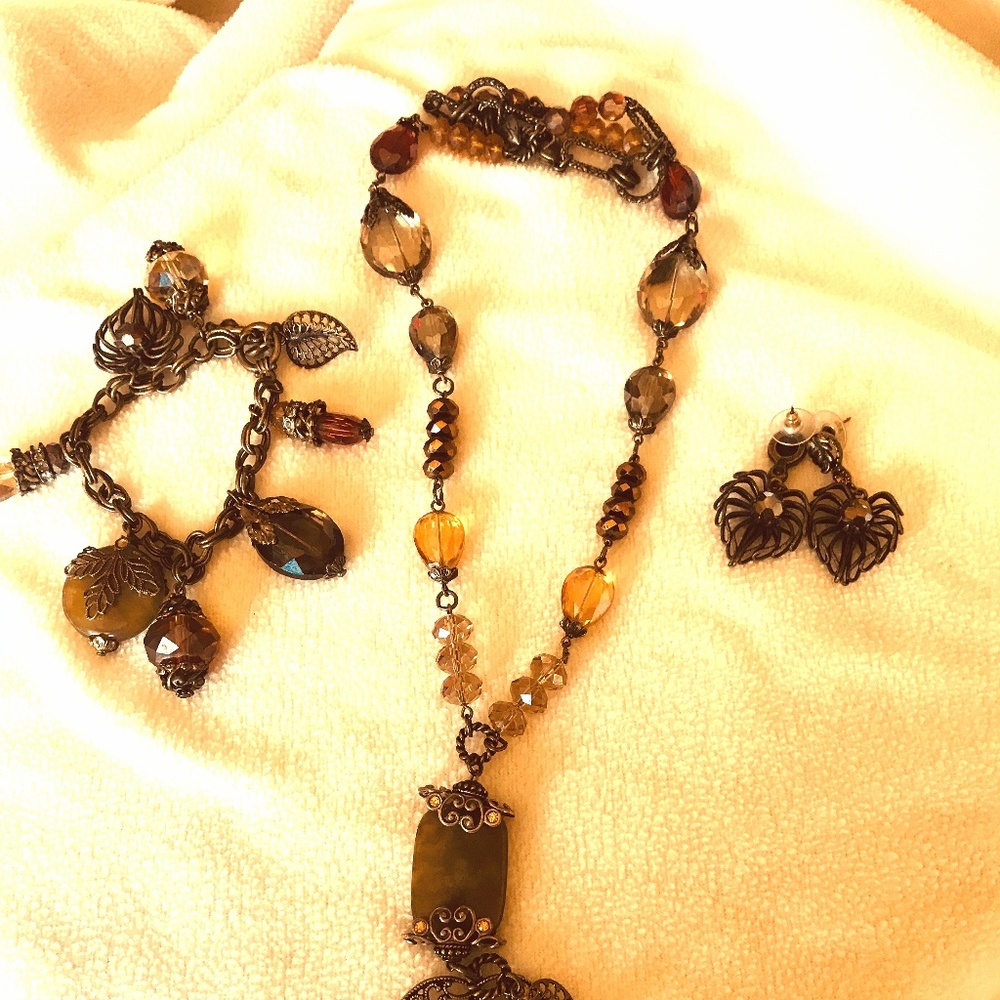 Sweet Romance Victorian Style Set